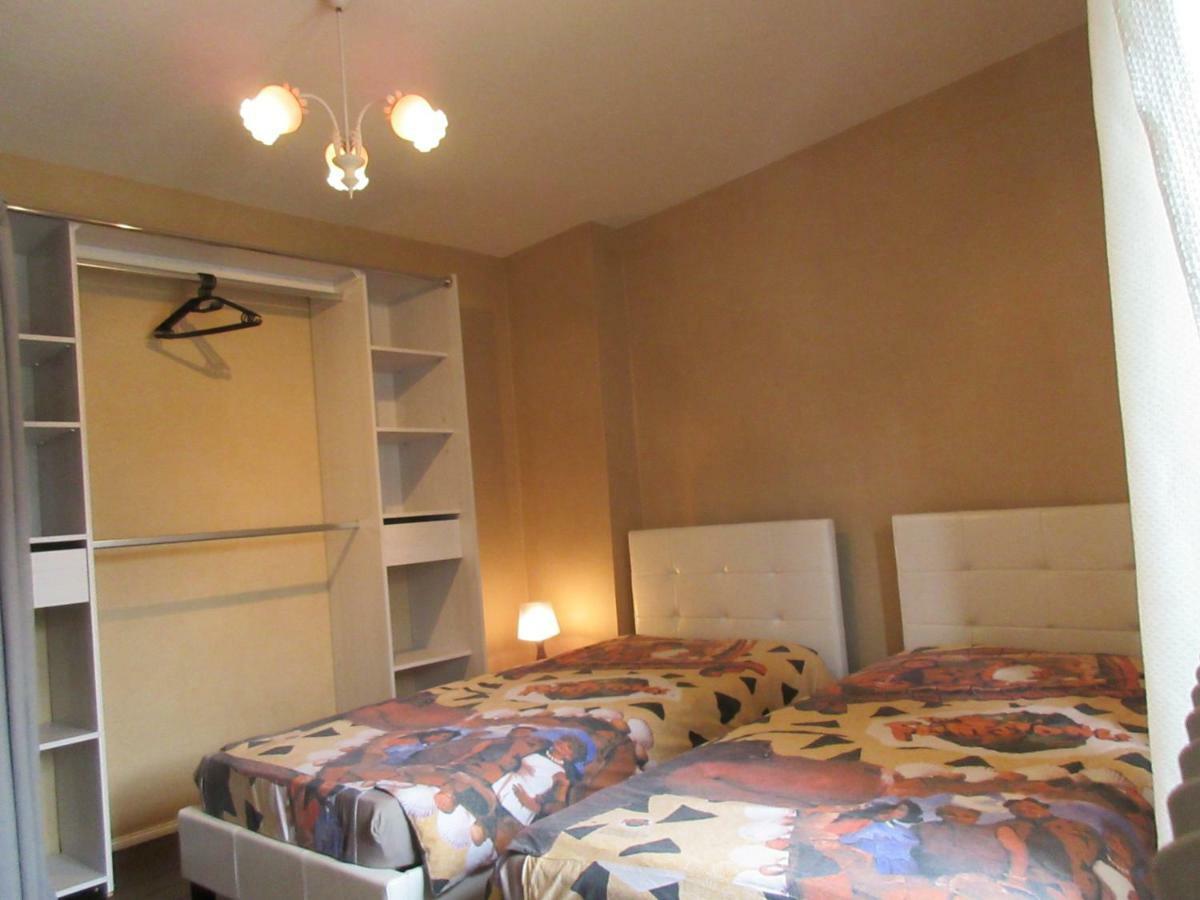 Le Midi 3 Apartment Trebes Bagian luar foto